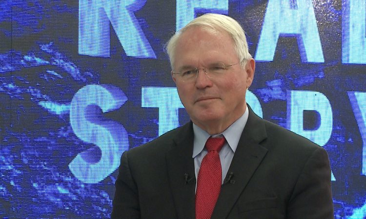 Diplomati i pare amerikan ne Tirane, Chris Hill: Si linden piramidat ne Shqiperi dhe a kishte rol ambasada ne arrestimin e Nanos