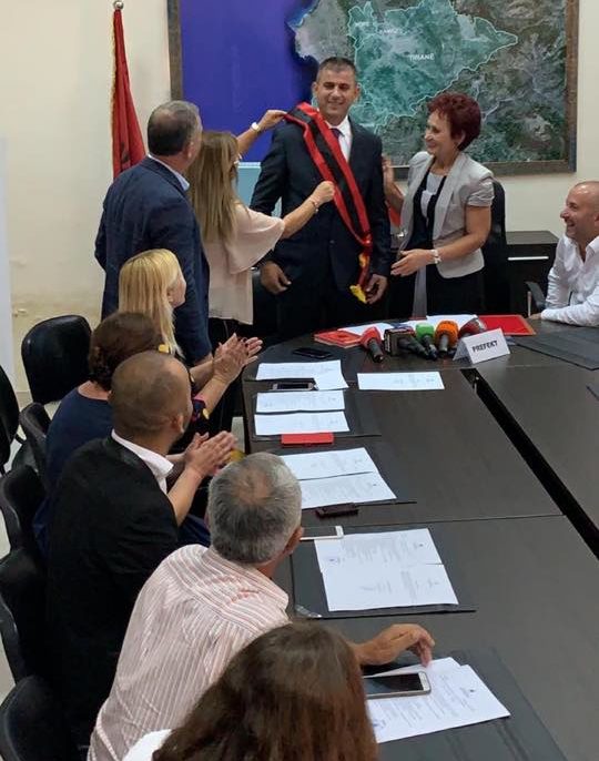 ZERI I AMERIKËS/ Agim Kajmaku nuk shpëton dot nga largimi