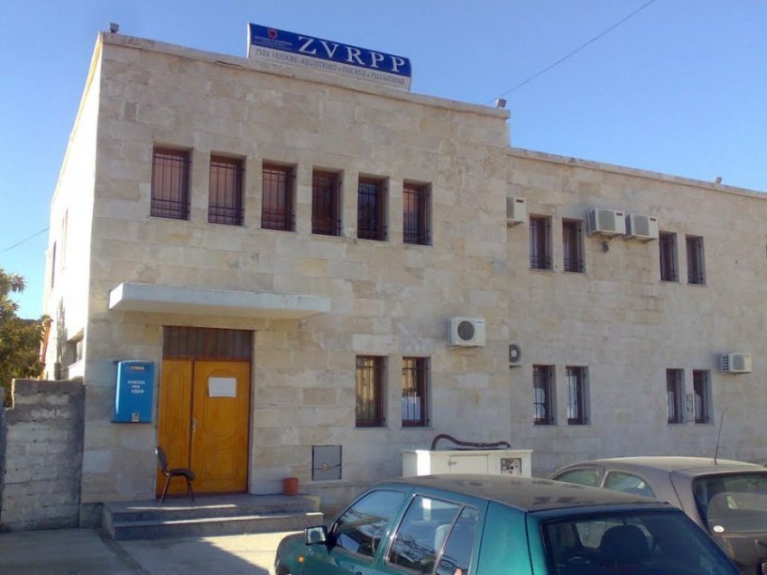 Ngërç në Hipotekën e Vlorës, japin dorëheqjen drejtuesit e rinj