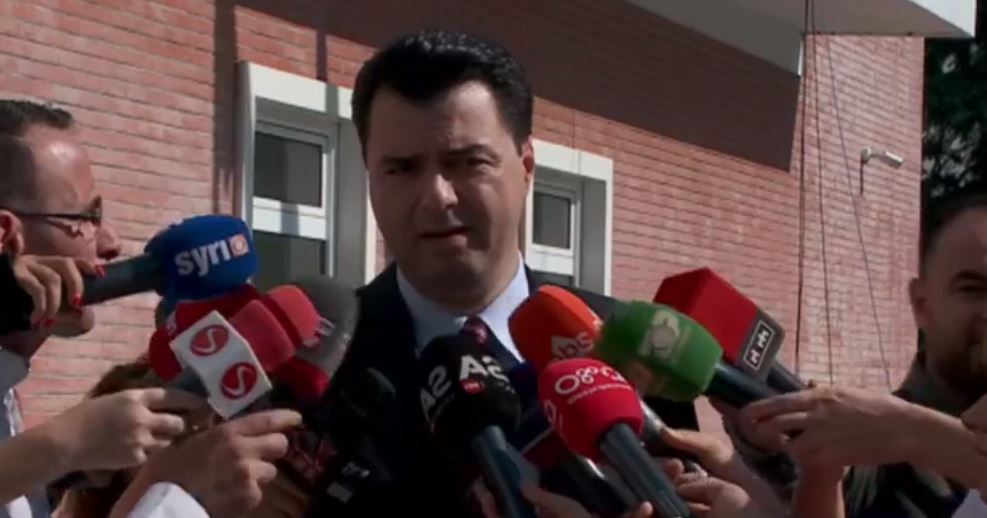 VIDEO/Basha e zbulon për herë të parë: Planin për nxjerrjen e vendit nga kriza ia kemi dorëzuar Edi Ramës
