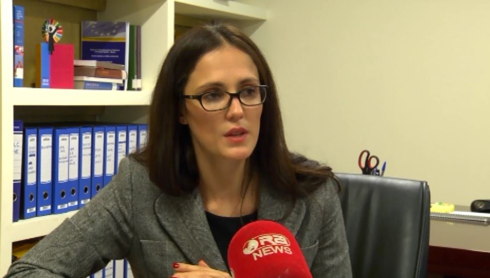 “Po fshihen të dhëna sensitive”,Berisha bën publike denoncimin për drejtoreshën e Tatimeve: Si po kërcënohen punonjësit