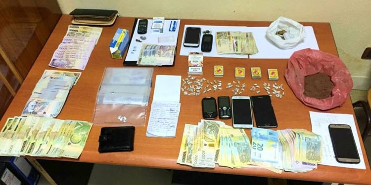 DETAJE/Aksion në Korçë, zbulohen shpërndarësit e heroinës, në pranga edhe një grua