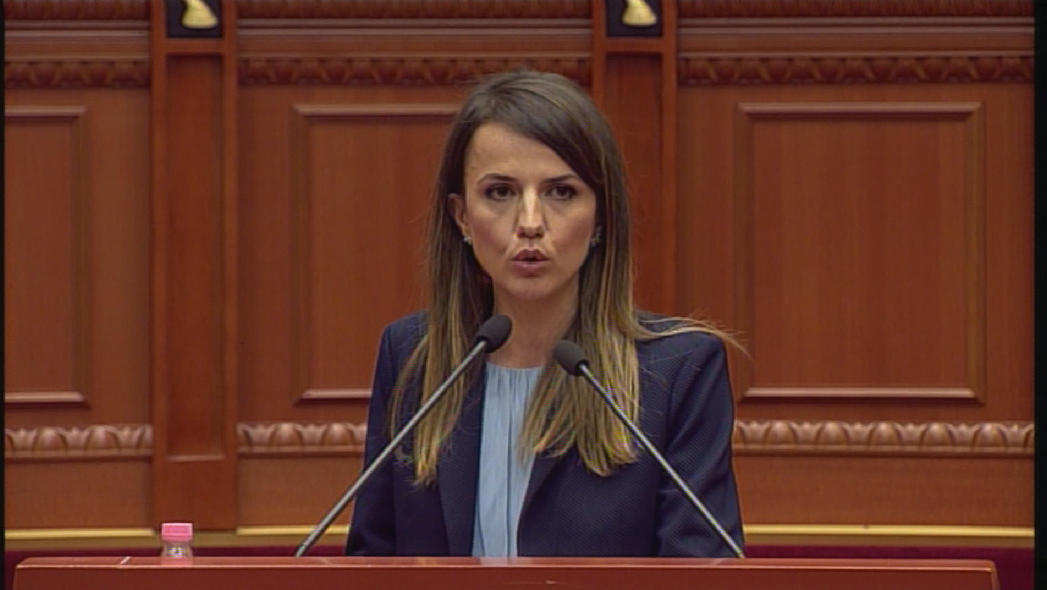 “Më kanë kërcënuar me jetë”, Rudina Hajdari kërkesë Ruçit: Merr masa para se të kemi një viktimë