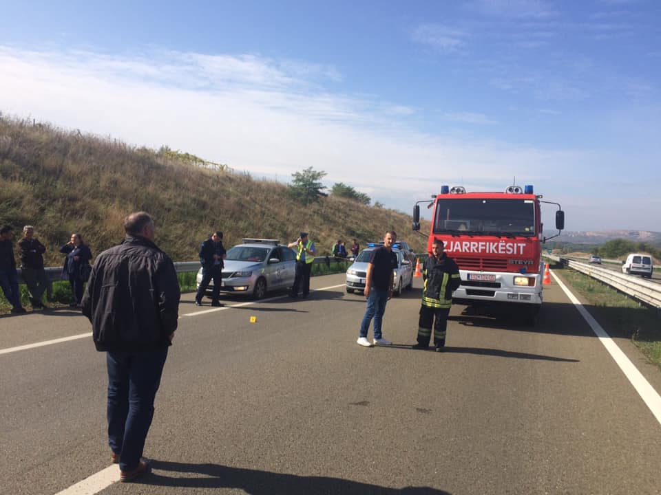Aksident në Kosovë, dy persona nga Shqipëria humbin jetën, disa të plagosur