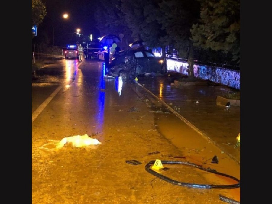 EMRAT/ Mesohet identiteti i dy vajzave qe humben jeten ne aksident