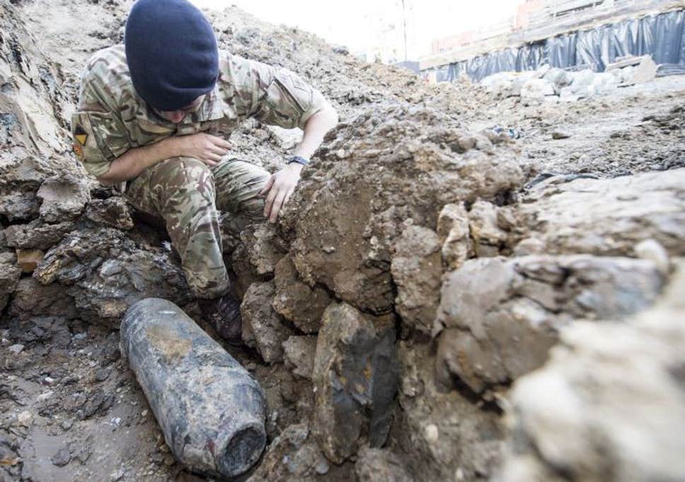 Ç’aktivizohet bomba e Luftës së Dytë Botërore me peshë 250 kg