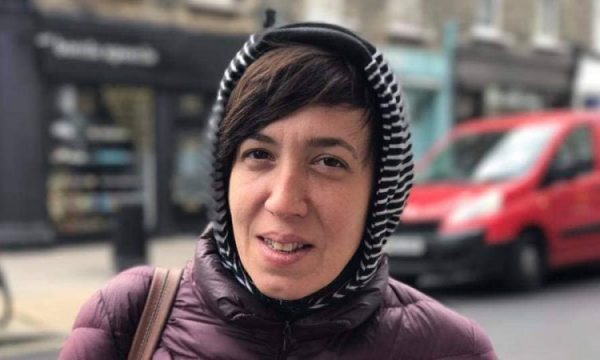 Gjendet e vdekur regjisorja shqiptare, dyshimet e para