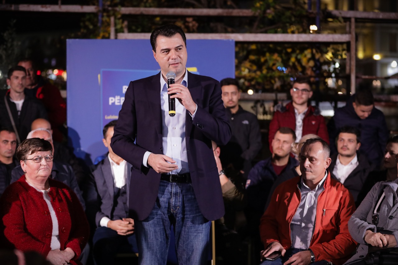 “Ku i gjeti parate Air Albania per te blere emrin e stadiumit kombetar”