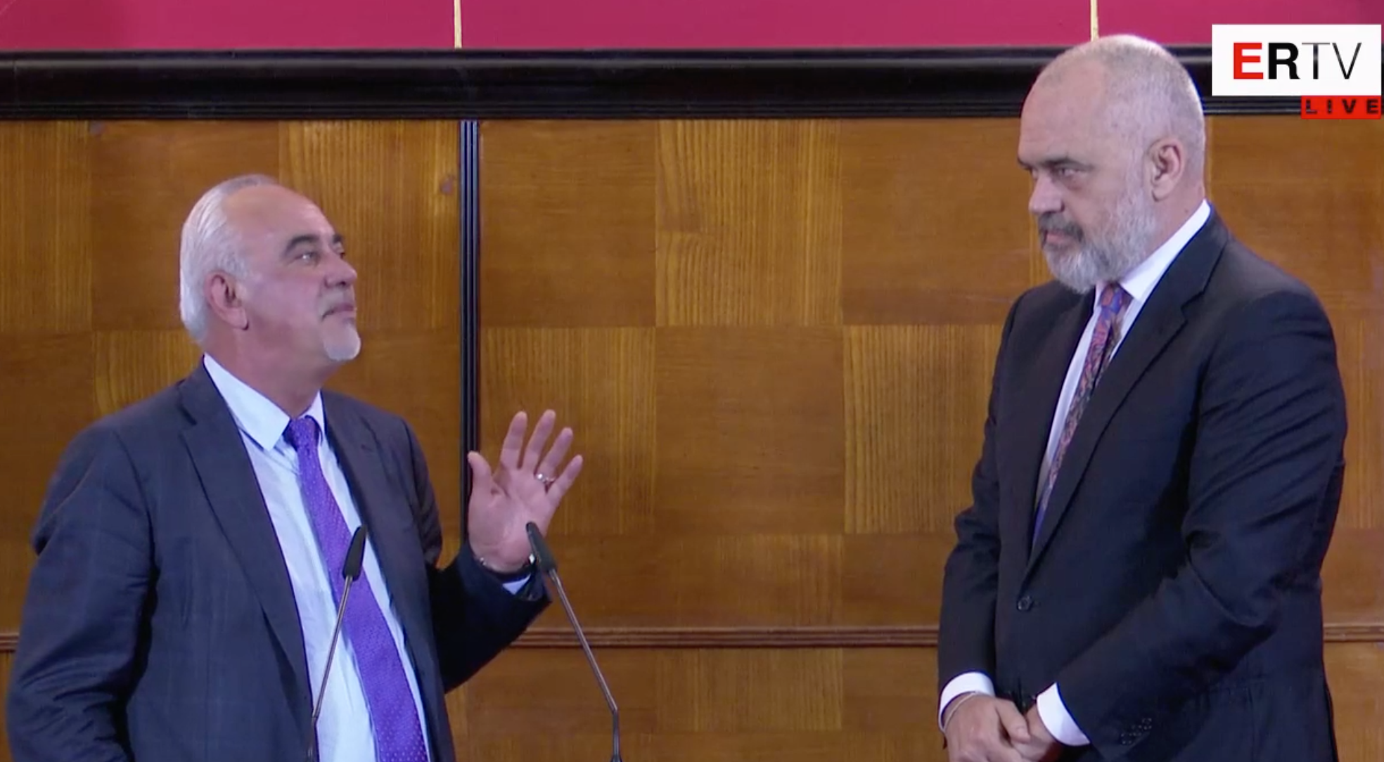 VIDEO/Biznesmeni ia thotë Ramës troç: Nuk zgjidhet cdo gjë kështu! Ku janë institucionet?