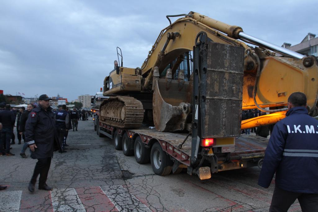 FOTO/12 banorë të lënduar në spital, policia hodhi gaz lotsjellës