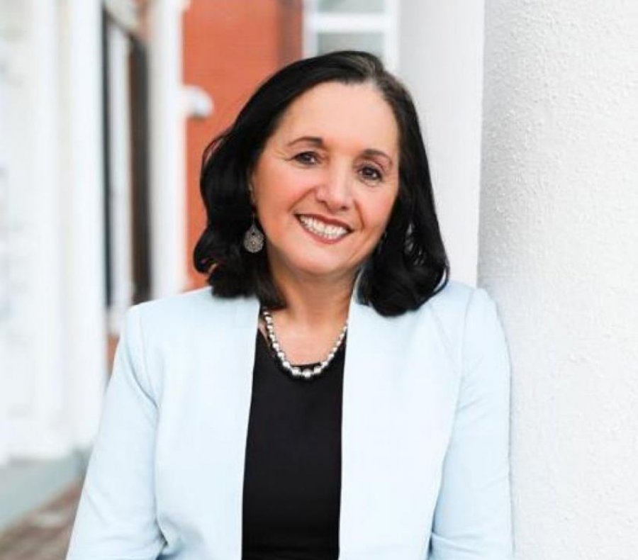 FOTO/HISTORIKE! Shqiptarja fiton zgjedhjet, emërohet prokurore në Virxhinia