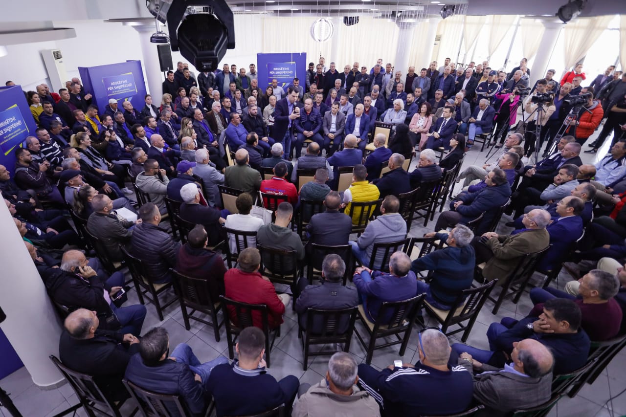 “Shqipëria e treta në botë për korrupsionin”, Basha tregon planet e PD kur të vijë në pushtet: Do iu japim dorën