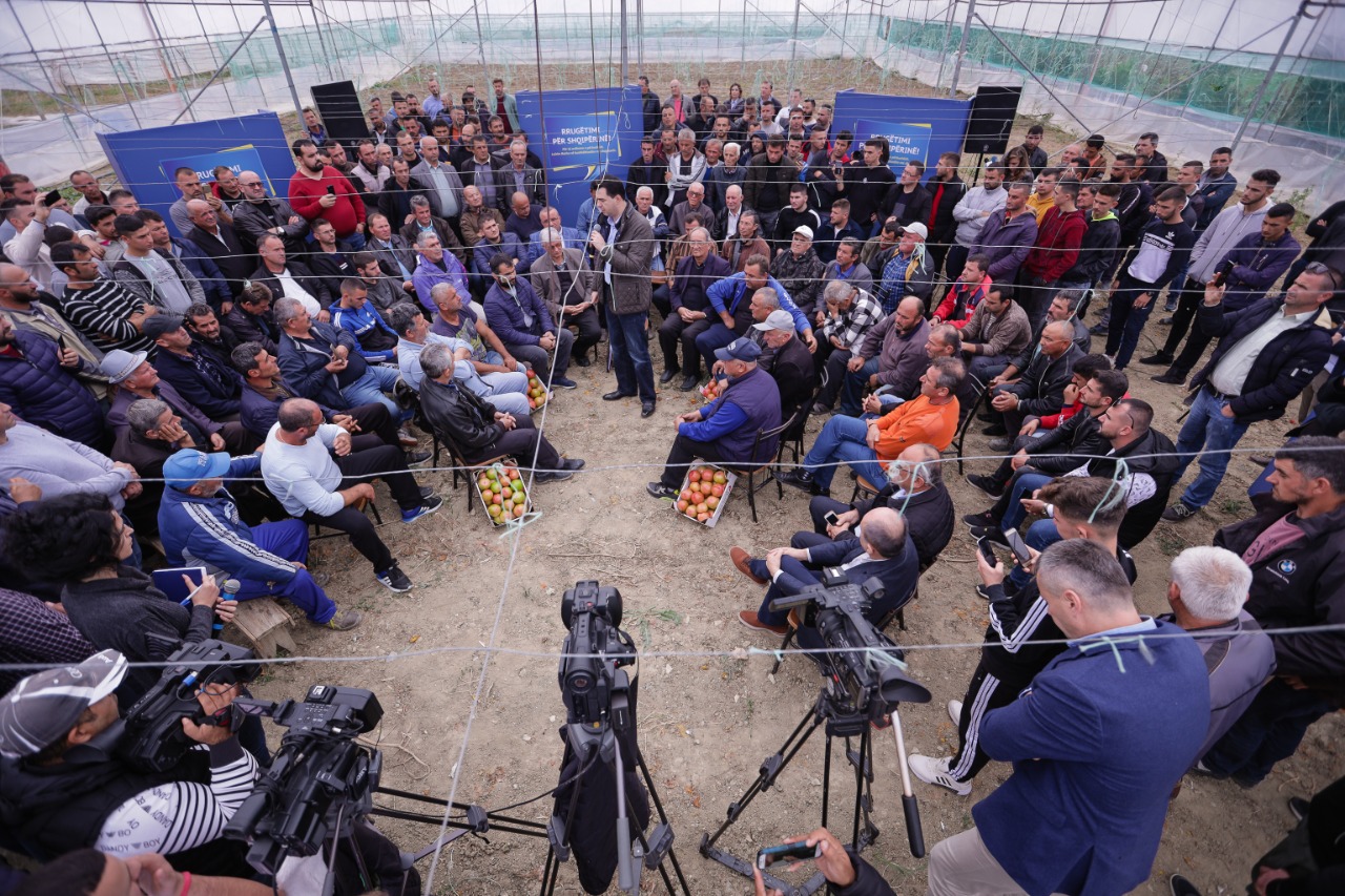 “Nuk bëj foto me Ronaldon”, Basha: Do ju qaj hallet, sepse në qeveri do vij me votën tuaj jo të kriminelëve