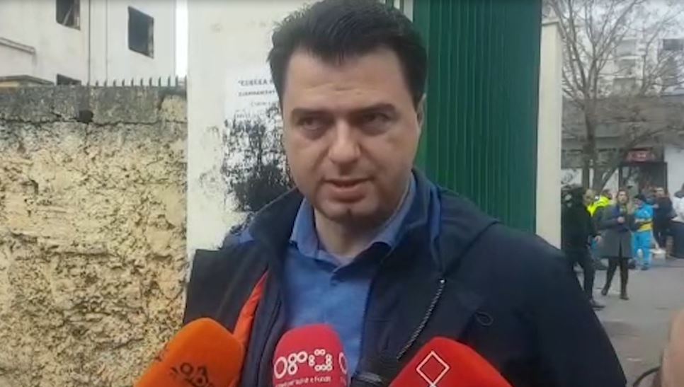 “U riktheva pas goditjes nga tërmeti i orës 12”, Basha nga spitali i Durrësit: Situata paraqitet stabël