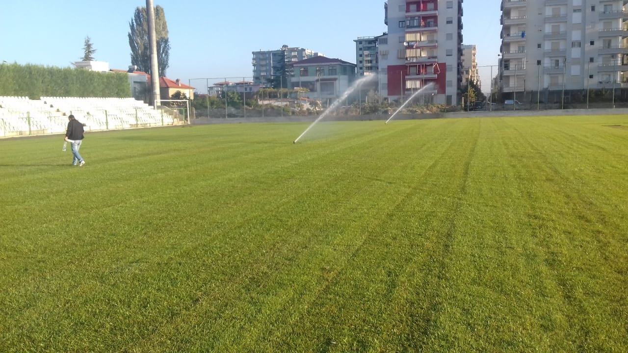 Shitja e kombinuar e biletave, tifozët shpërthejnë ndaj Federatës së Futbollit: Hajduta!