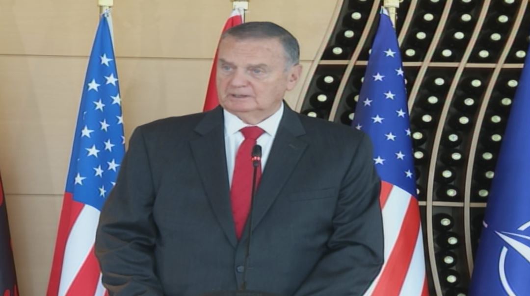 Këshilla e gjeneralit amerikan për 5G: Liderët e Shqipërisë duhet të vendosin se kujt do ti besojnë