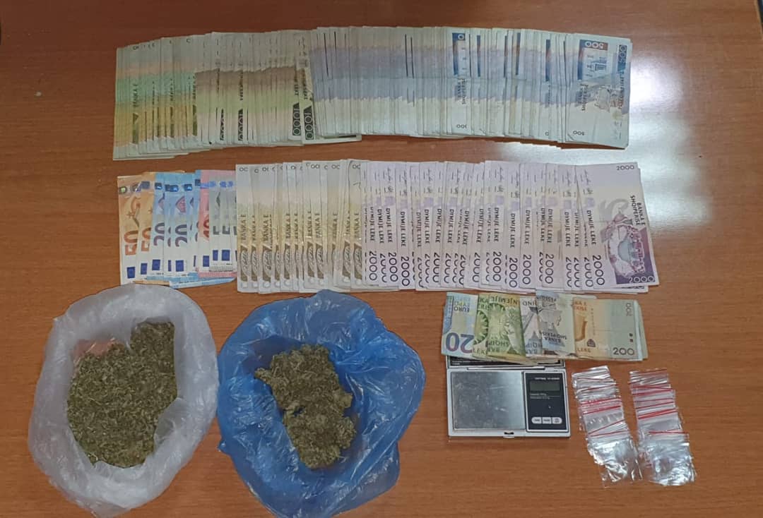 Arrestohet trafikanti nga Laçi, i gjejnë me vete rreth 4 milionë lekë