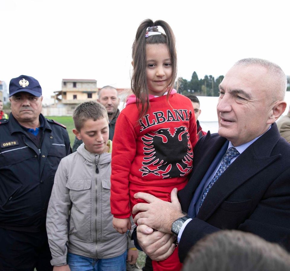 FOTO/Meta në Sukth, jep mesazh prekës për këtë 28-Nëntor: Kjo ditë na gjeti në zi dhe në betejë