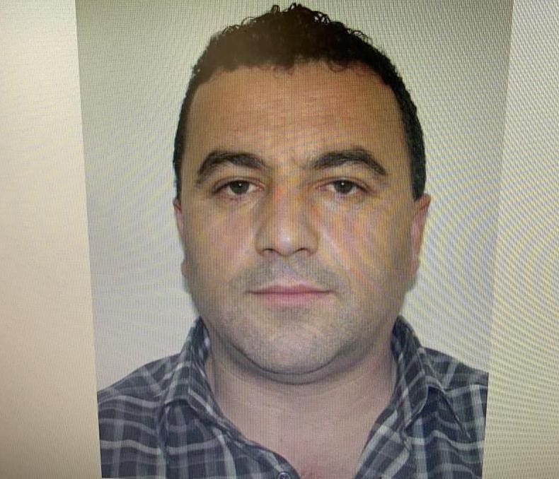 Policia, shperblim 10 milione leke kush jep informacion per Gezim Saracin