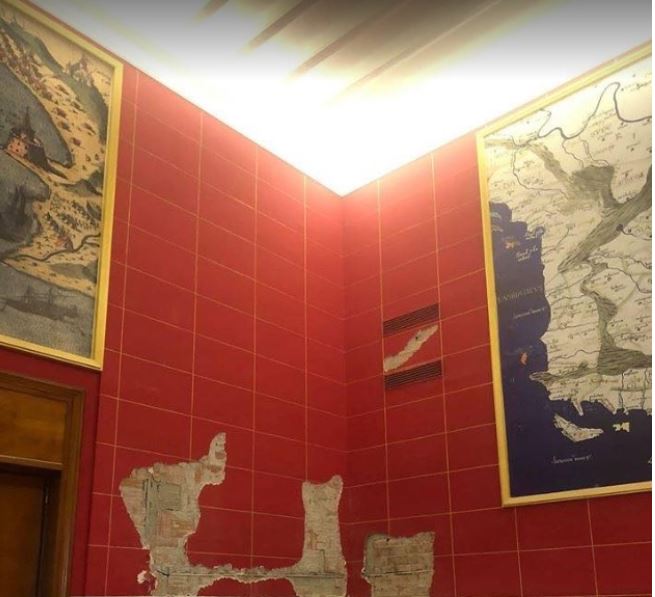 Kryeministria pranon: Termeti demtoi zyrat brenda ( por edhe muret jashte)