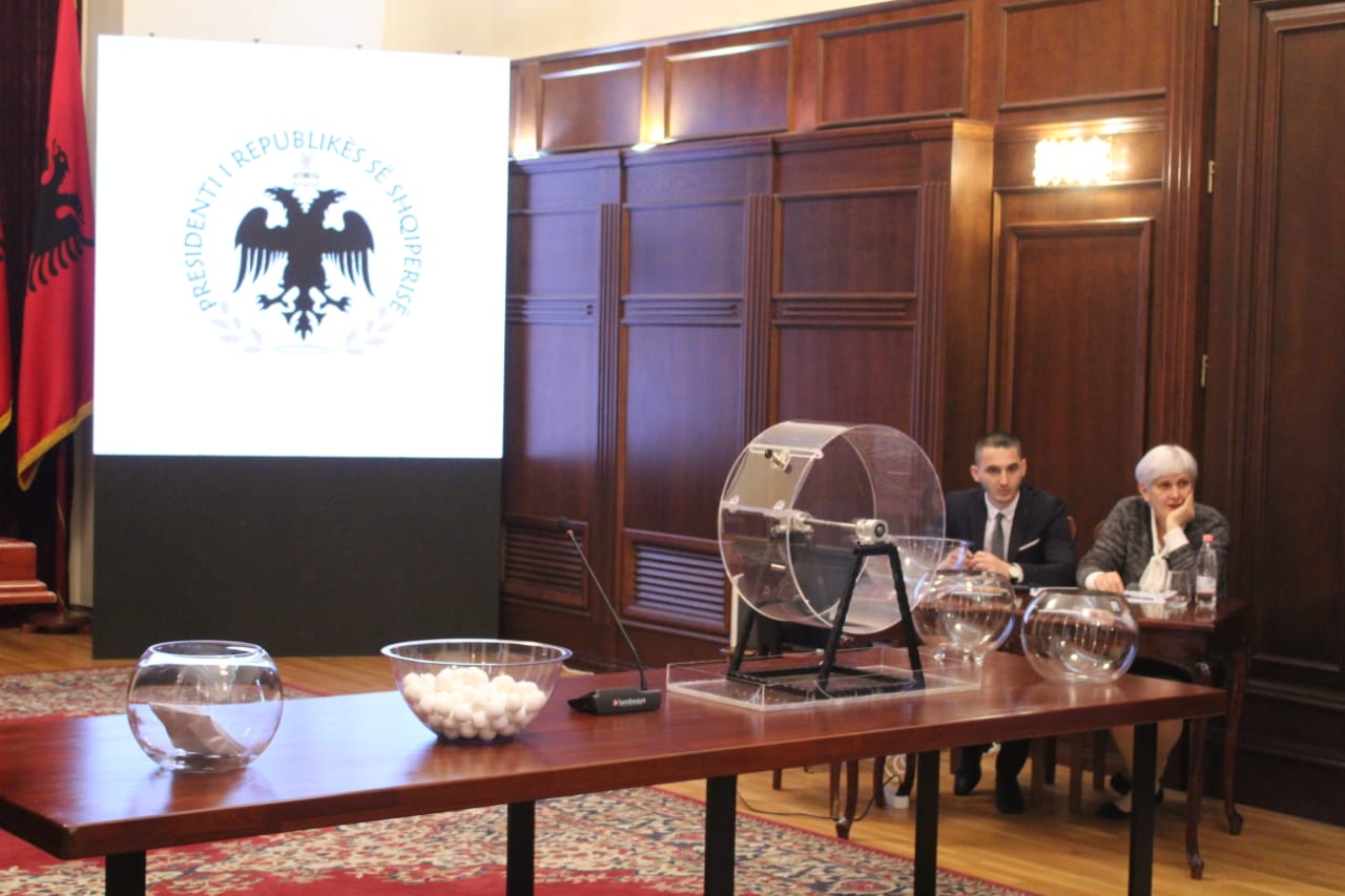 EMRAT/Goglat zgjedhin anëtarët e KED, Dvorani konfirmohet automatikisht