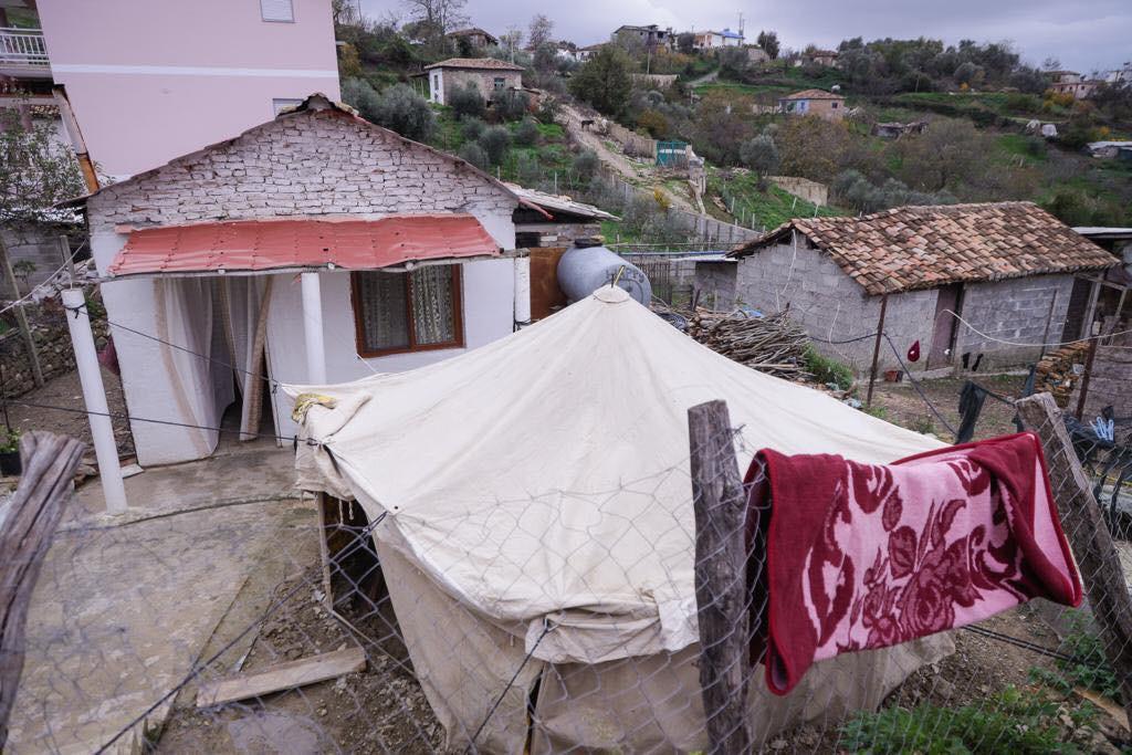 Basha në Ishëm: Duhet vëmendje urgjente, banoret te revoltuar