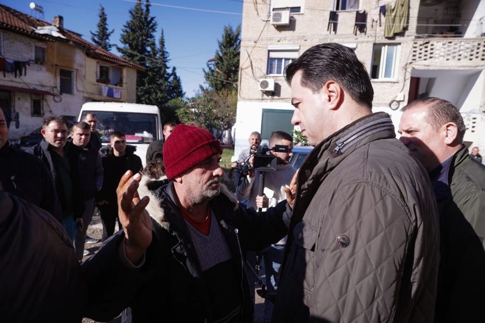 Basha: Tirane, banoret e njesise 6 teresisht jashte vemendjes