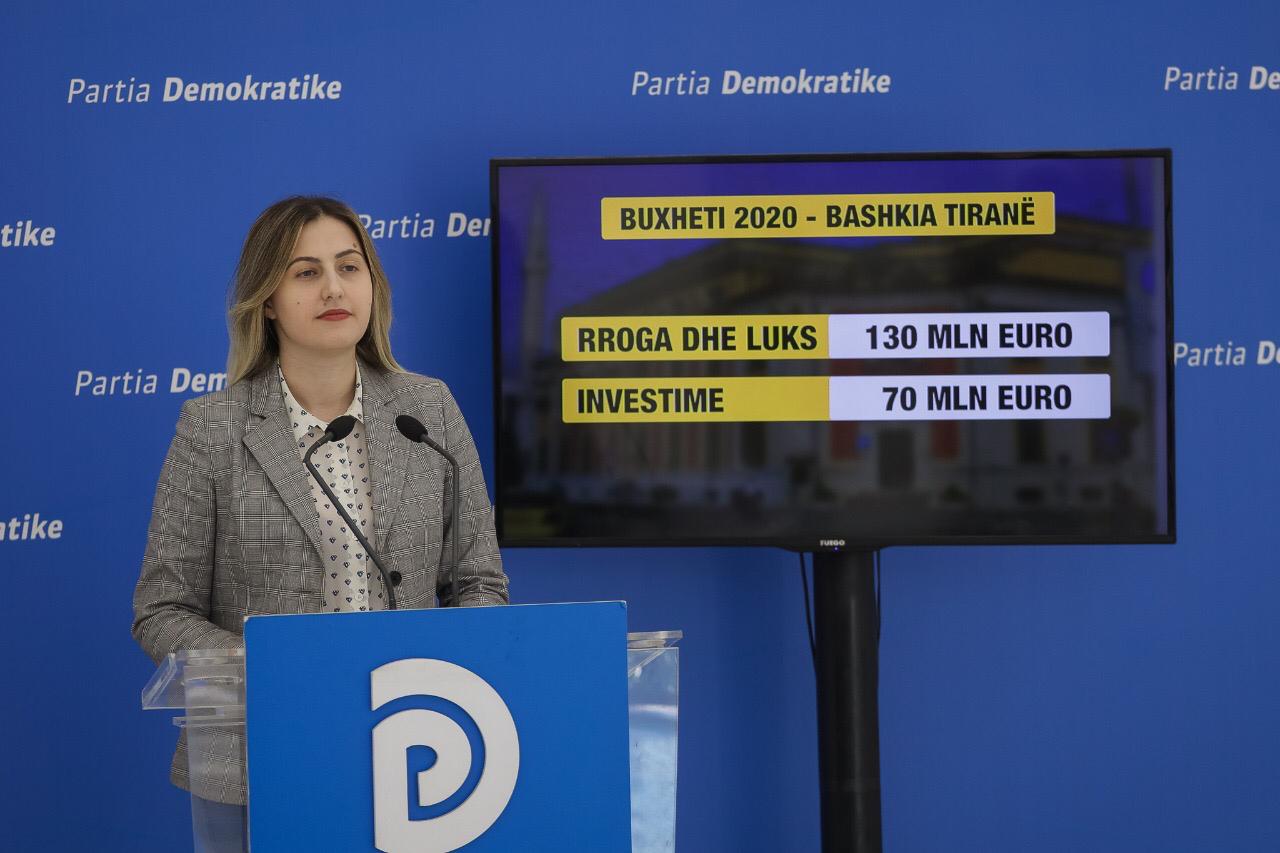 VIDEO/“130 mln euro për rroga dhe luks”, PD: Buxheti për Tiranën në 2020 nuk përmirëson jetën në kryeqytet.