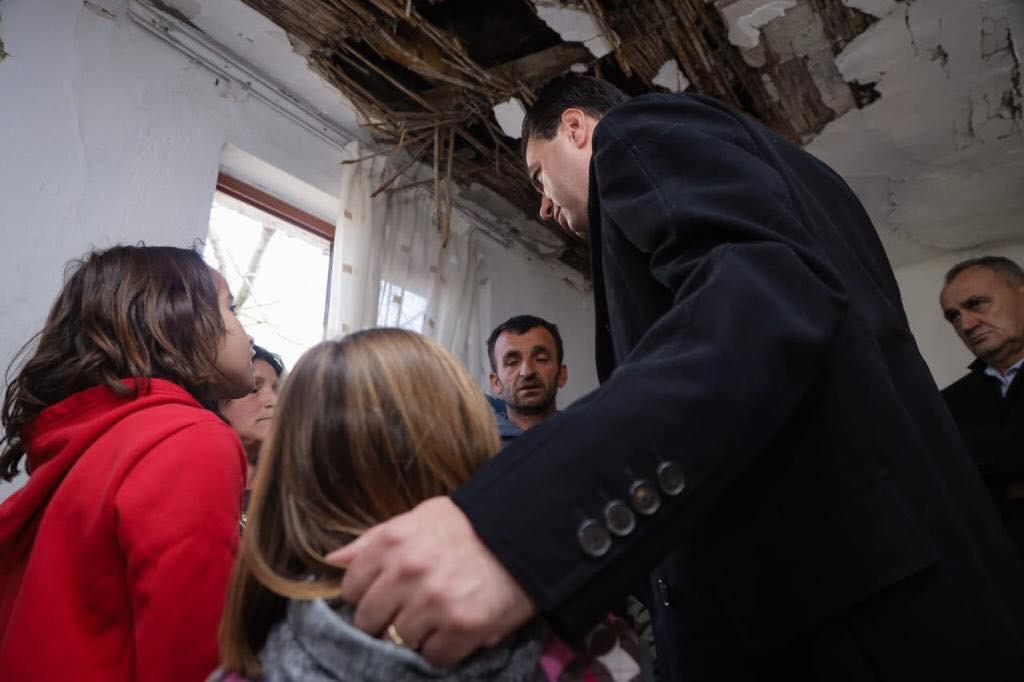 FOTO/Basha rikthehet në Thumanë: Pas një muaji përtej propagandës shteti ka dështuar turpshëm, nuk preken 150 milionë dollarët