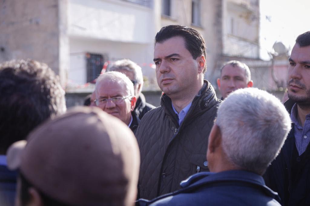 FOTO/Ultimatumi i Bashës: Të akordohen menjëherë për qytetarët e goditur nga tërmeti 150 milionë dollarët