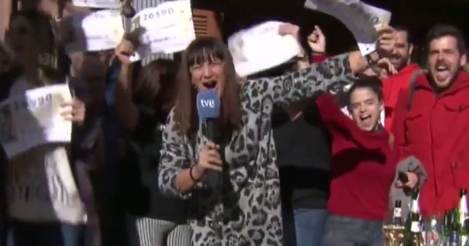 VIDEO/Fitoi lotarinë dhe la punën para kohe, gazetarja mendoi se mori 4 milionë euro