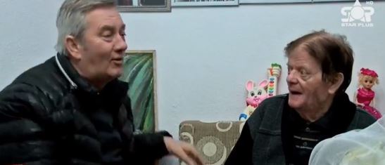 VIDEO/Dikush nuk e harroi 80-vjetorin e të madhit Gëzim Kruja, Zef Deda i bën surprizën e bukur