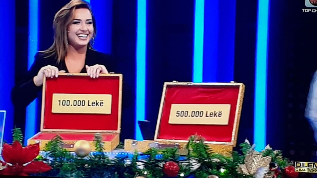 Moderatorja e sportit provon fatin në lojën e njohur, shumën e fituar e dhuron për bamirësi