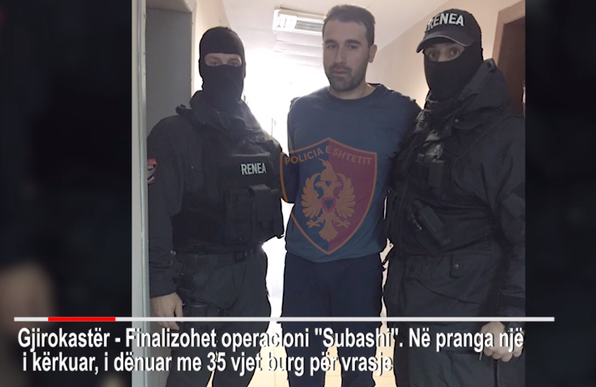 VIDEO/Dalin pamjet e aksionit të RENEA-s, si u arrestua vrasësi i kushëririt në Gjirokastër, në pranga dhe i ati