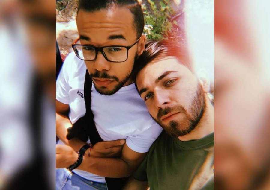 Misheli, moderatori i njohur sjell burrin ne Tirane