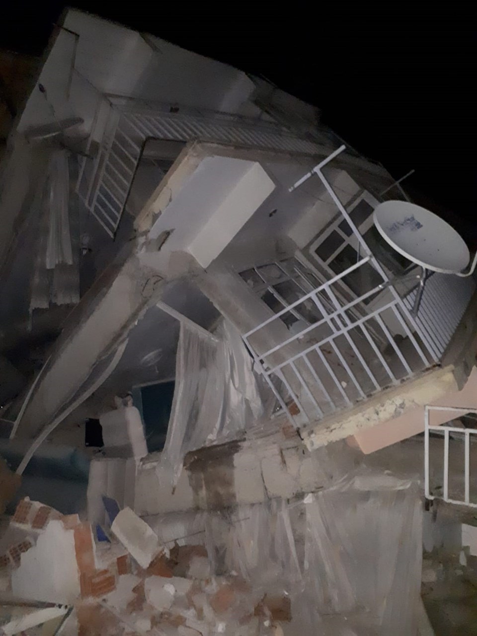 Thellohet bilanci tragjik ne Turqi me kalimin e oreve