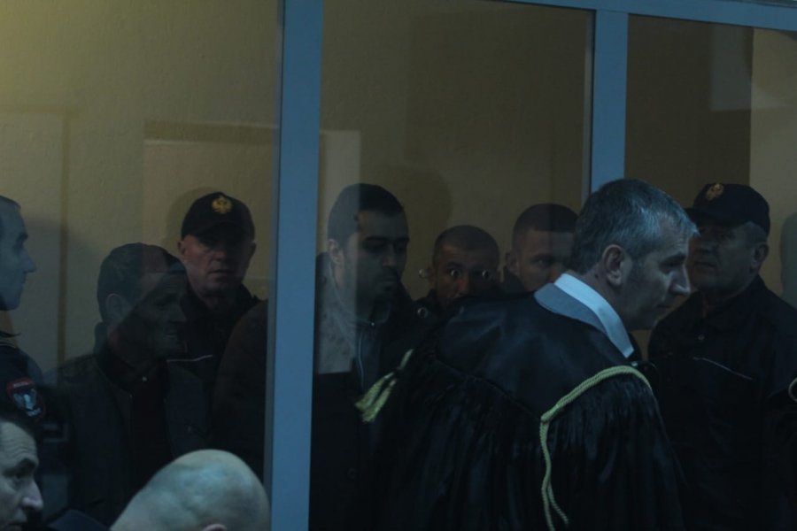 JAN PRENGA/ Zberthehet paksa nje nga te arrestuarit e grupit Hajri