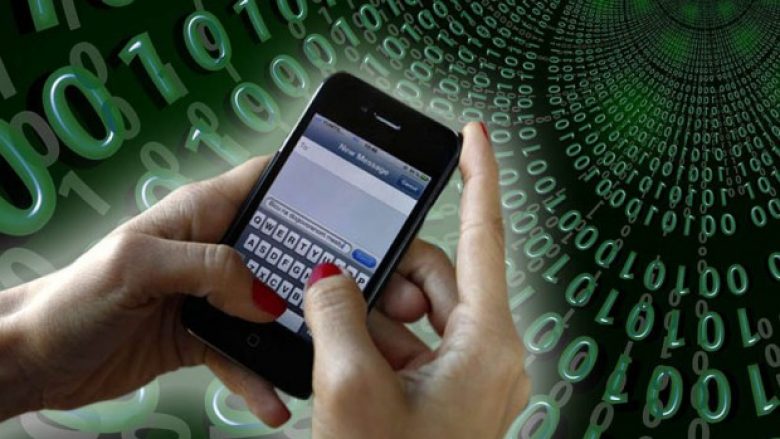 DETAJE/Mund ta gjeni se kush ju përgjon celularin vetëm me katër kode