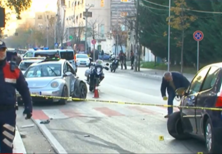 VIDEO/ Makina po ‘fluturonte’ para se t’u merrte jetën 2 personave