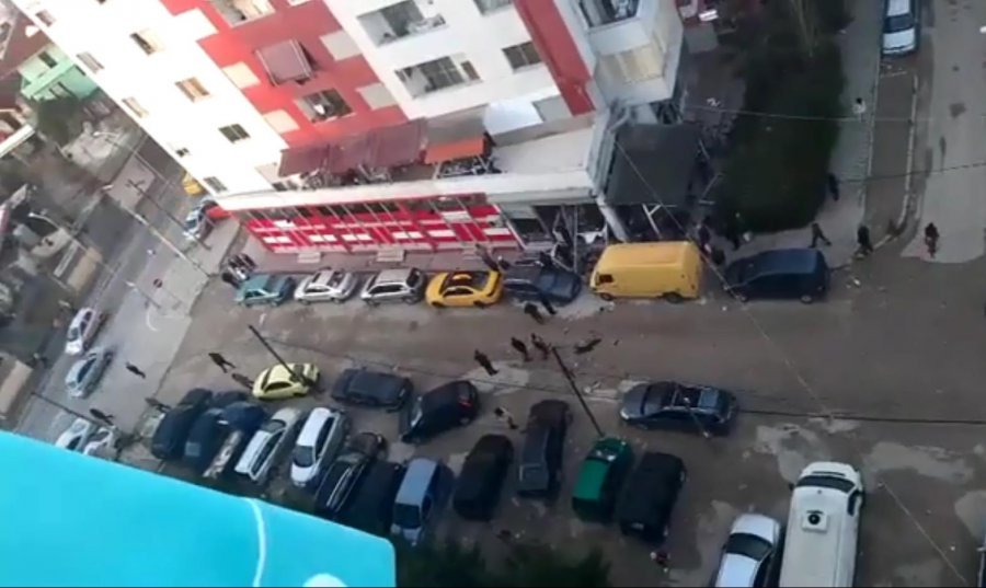 Shpërthim i fortë në Yzberisht, i plagosuri dërgohet në spital