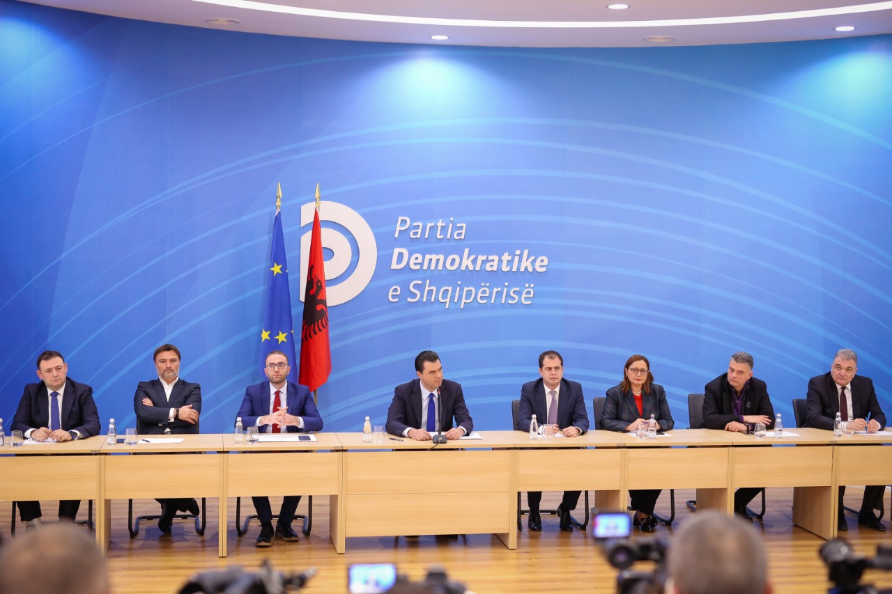 E PLOTE/Marrëveshja për reformën zgjedhore, kë falenderoi Basha, planet e opozitës pas 15 Marsit