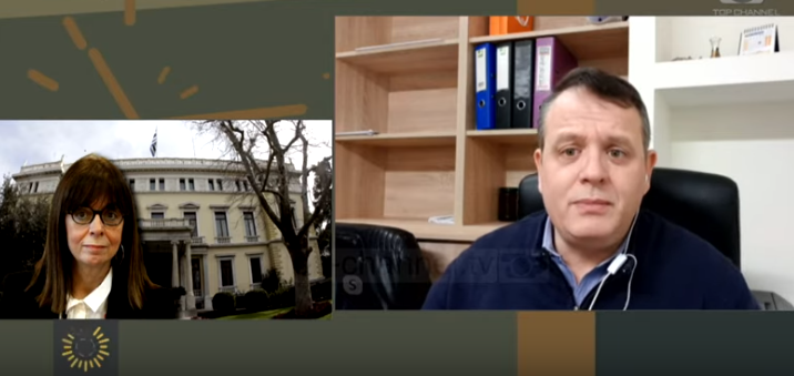 Komshie me presidenten e parë grua në Greqi, gazetari shqiptar tregon jetën e saj: Pijmë kafen në të njëjtin lokal