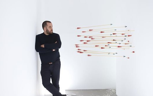 FOTO/Në gjurmët e të atit, Greg Rama hap ekspozitë në Greqi