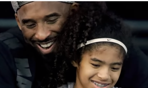 VIDEO/Tragjedia e legjendës së basketbollit, bashkë me të humbi jetën dhe vajza e tij