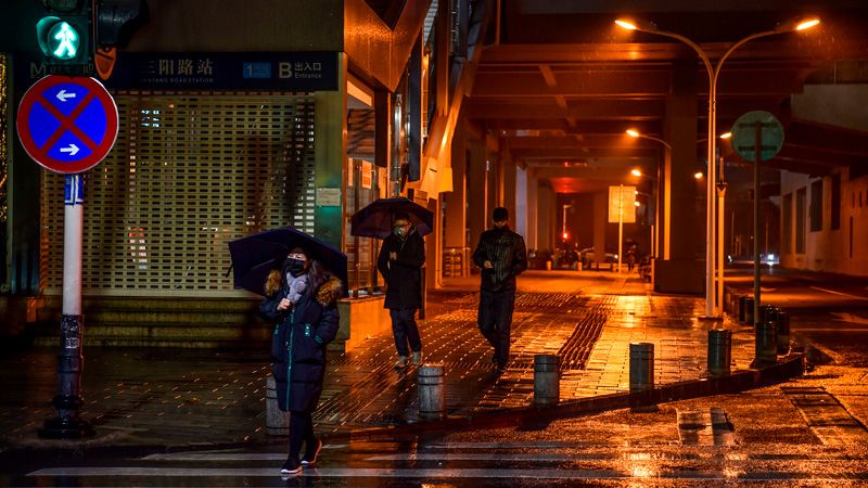 Dhjetë mësues në Kinë: Ju lutem na ndihmoni të kthehemi, 4 ditë nuk kemi dalë nga shtëpitë