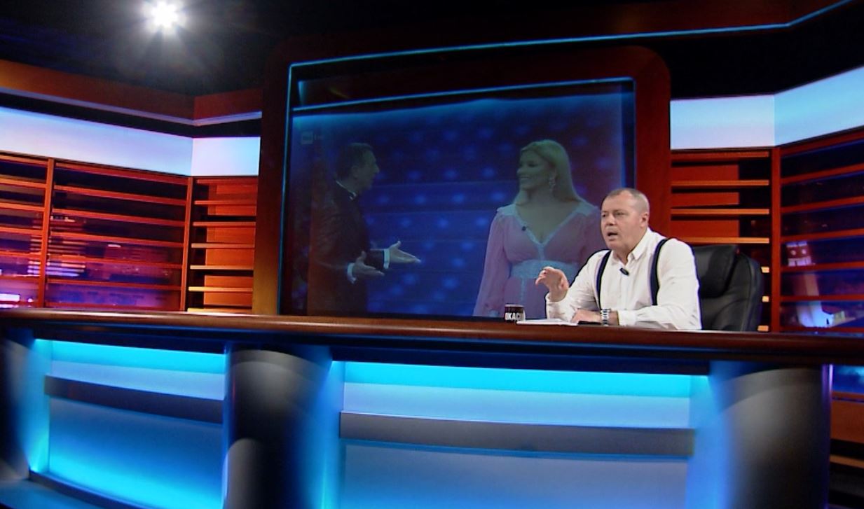 Mustafa Nano-Alketa Vejsiut: Mos mendo se je heroinë, zbrit me këmbë në tokë