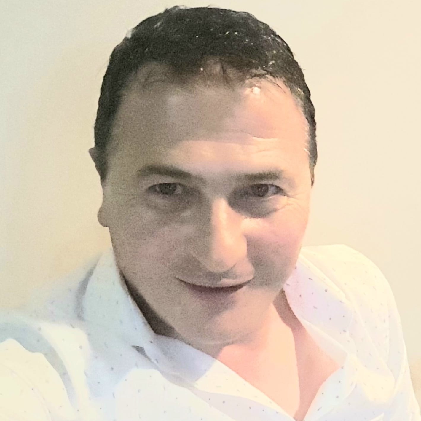 Drejtori i spitalit te Kavajes terhiqet nga doreheqja