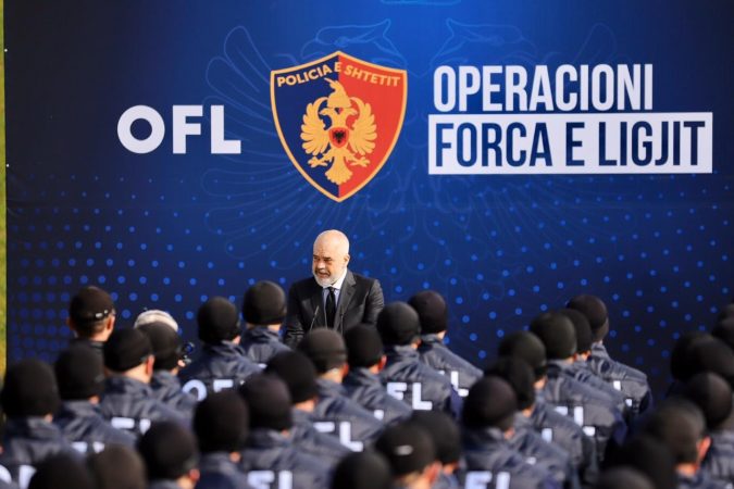 Edi Rama kercenon gjykatesit dhe prokuroret: 48 ore kohe te deklarojne pasurite