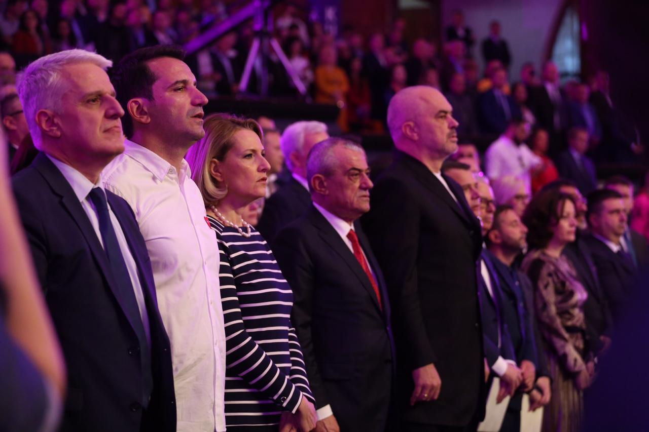 Socialistët kërkesë Kongresit: Të reformohet partia, 10 pikat që propozohen