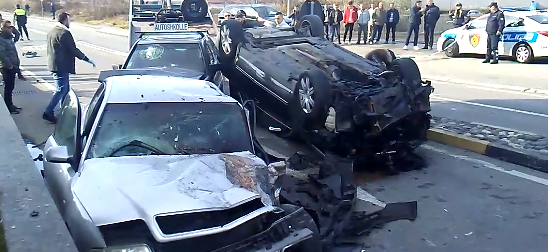 VIDEO/Aksidenti i trefishtë, dalin emrat e të plagosurve në Elbasan, si ndodhi përplasja